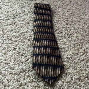 Oscar De La Renta Silk Tie. EUC.